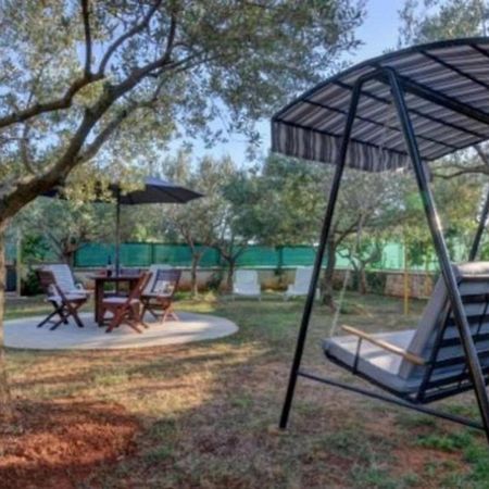 Mandulera Villa Peroj Dış mekan fotoğraf